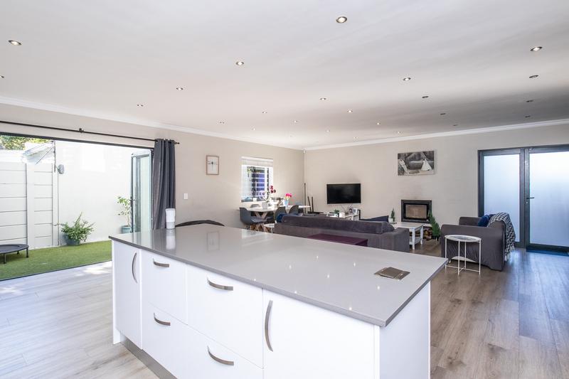 To Let 3 Bedroom Property for Rent in Constantia Western Cape